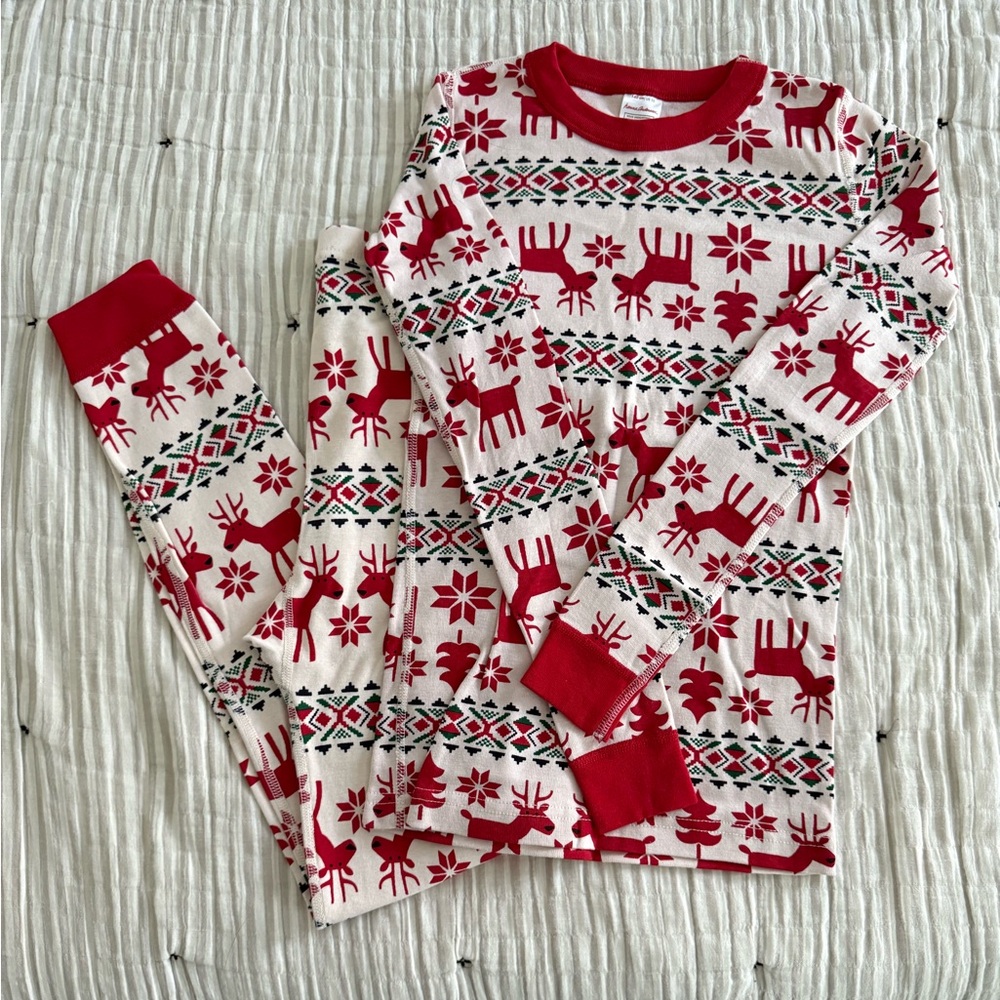 Hanna Andersson Red and White Reindeer Pajama Set